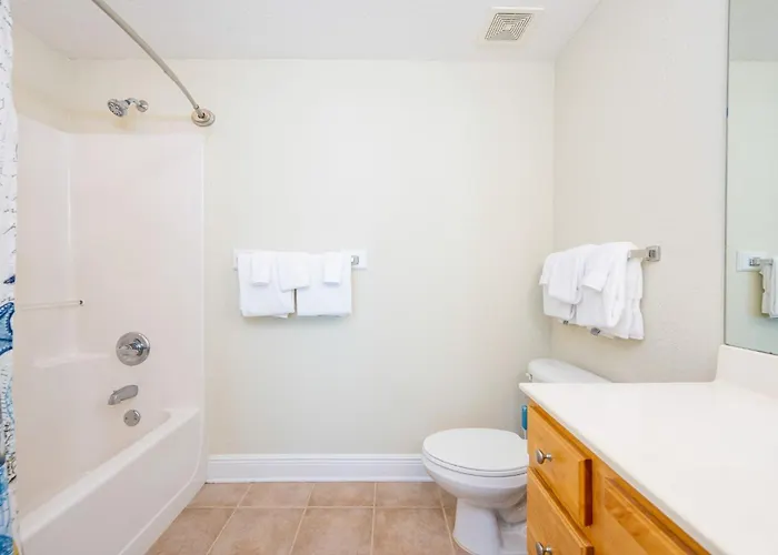 Apartment Crystal Shores West 807 *