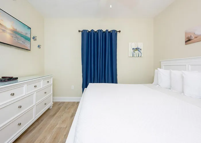 Apartment Crystal Shores West 807 *